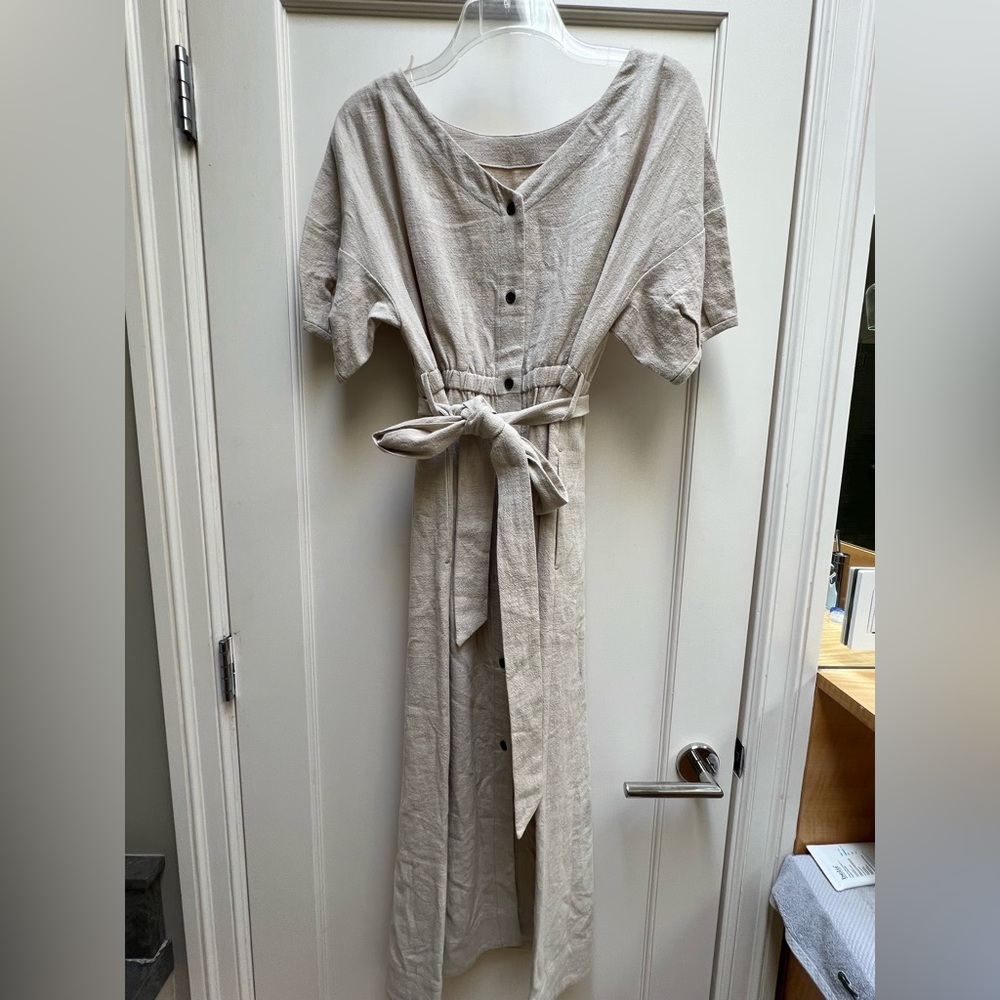 Neutral colored summer dress. Extremely comfortable. Size 2